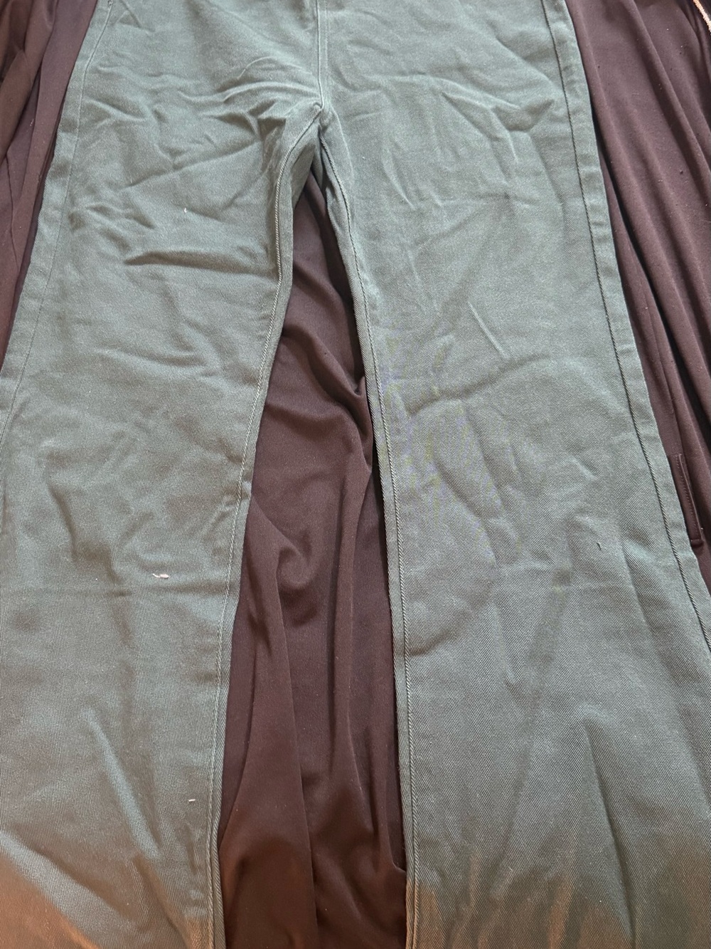 Fashion Nova Green Pull On No Gap Stretch Flare Jeans - Picture 2 of 4